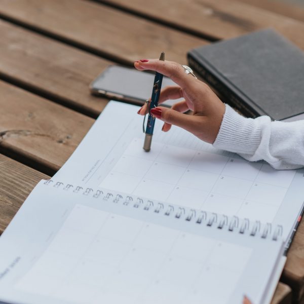 pexels-anete-lusina-5239790weekplanning